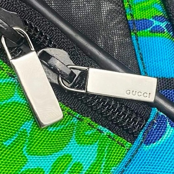 Authentic Gucci Rare Tom Ford Floral Drawstring Logo Clasp Backpack - Picture 4 of 14